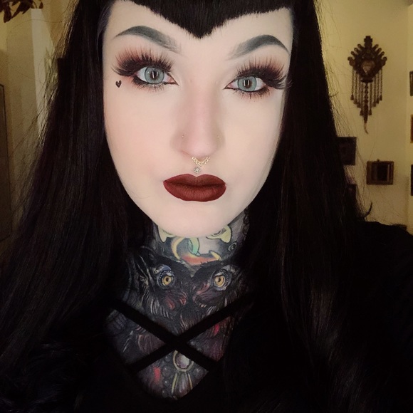 Meet your Posher, Jeanette - Picture 4 of 5